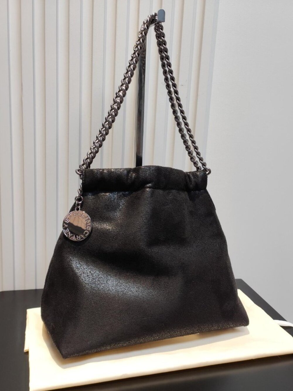 Stella McCartney Falabella Drawstring Tote Bag - Picture 4 of 12